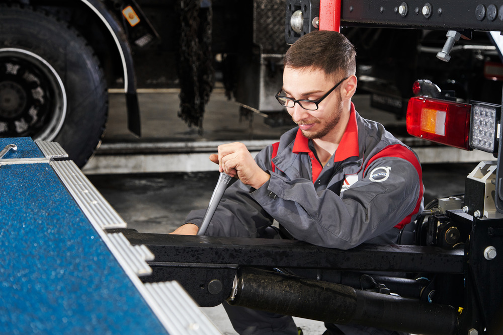 Anhängerservice & Aufbaulösungen